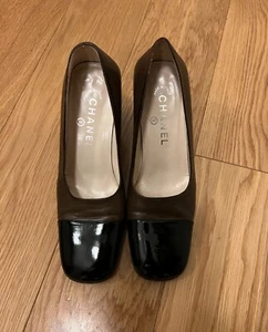 Chanel Vintage Cap Toe Pumps Leather Black 36.5 US6.5 2 1/2 Inches Heel - Picture 1 of 5