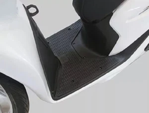 Tappeto Tappetino Pedana Poggiapiedi Nero FACO Honda SH 350 DAL 2020 - Imagen 1 de 1