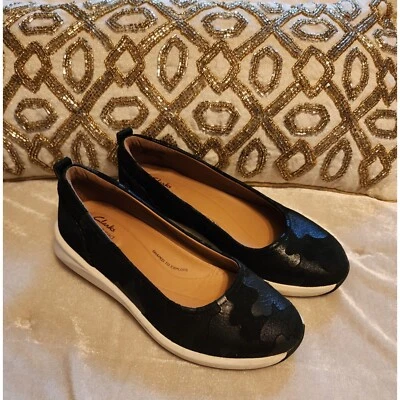 Zapatos de tenis Clarks talla 5 Foto 1 de 4