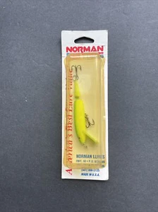 Vintage Bill Norman Lures Jointed Minnow Chartreuse/Green-2.5" Fishing Lure NOS - Picture 1 of 5