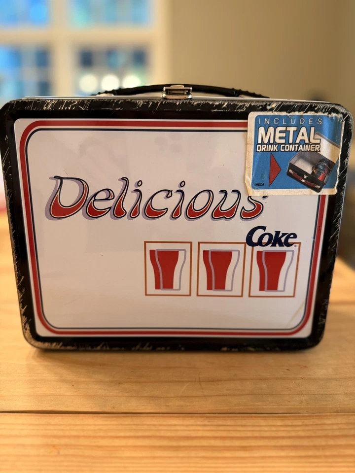 Deliciosa lonchera de Coca-Cola con contenedor de bebidas de 12 oz NECA contenedor de bebidas nuevo Foto 1 de 4