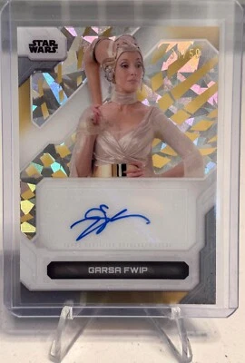 2024 Topps Star Wars High Tek Garsa Fwip AUTO Gold SSP /50 - Jennifer Beals - Image 1 of 2