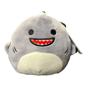 Squishmallows 5 Zoll Gordon grauer Hai Plüsch - Bild 1 von 4