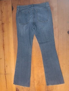 Ann Taylor LOFT Curvy Boot Jeans Womens 6 Medium Wash Blue Denim Stretch 33x32 - Picture 1 of 7