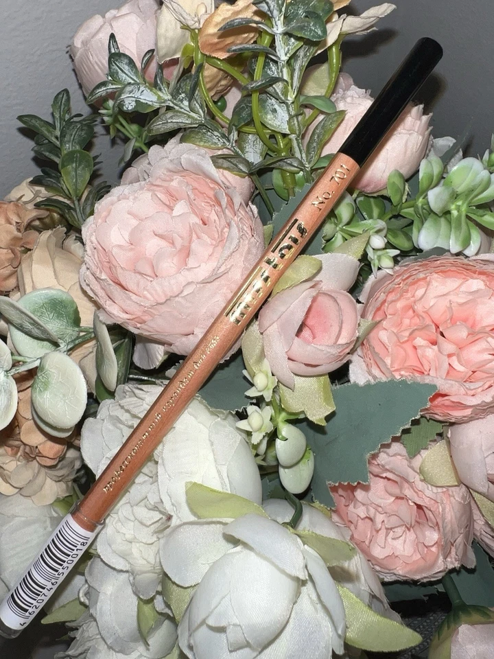 Lápiz de ojos Miss Tais #701 negro Foto 1 de 1