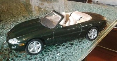 MAISTO/1:18-Tchibo  Jaguar  XK8  - 1996- 26 Cm  - Immagine 1 di 4