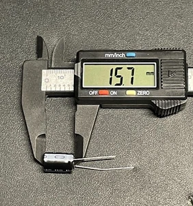 Qty. 5 SME 1000uf 10v Radial Electrolytic Capacitor NOS - Picture 1 of 3