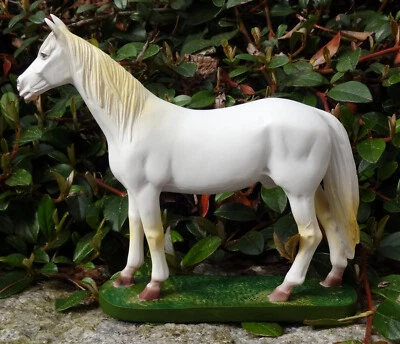 Modellpferd "Orlow-Traber" italienische Sammelserie aus Kunststein - Bild 1 von 3