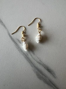 Gold Shell Earrings - 925 Silver Plated Real Shell - Picture 1 of 2