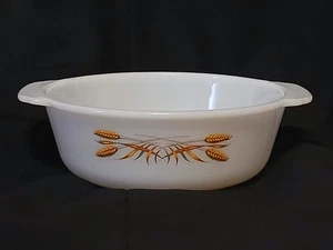 Vintage Anchor Hocking Fire King- 447 -  1-1/2 QT Casserole Dish- Wheat Pattern - Picture 1 of 4