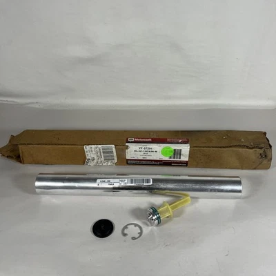 Motorcraft Filter Drier Desiccant Bag Kit w/ Plug, 2007-20 Ford F-150 Expedition - Image 1 of 4
