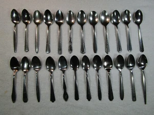 24 Stück antike Edelstahl Löffel Silco Wallace Sheraton Rogers Oneida gemischt 117-5A - Bild 1 von 12