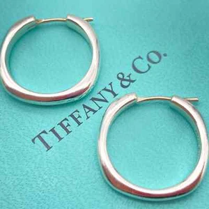 Pendientes Tiffany & Co. Cojín Cuadrado Aro 21mm Plata de Ley - Imagen 1 de 10