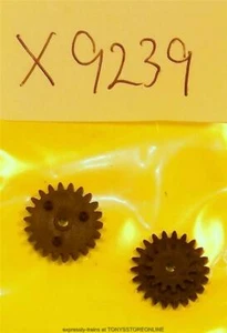 Repuestos Hornby x9239 1 par de engranajes de doble accionamiento para locos clase 50 - Imagen 1 de 1