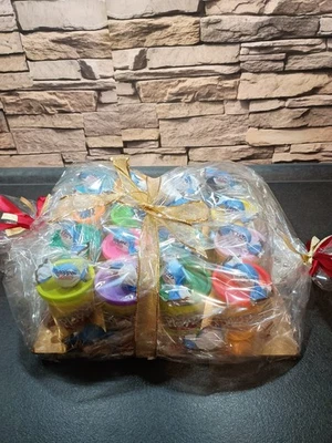 Kinder Geschenk Play-Doh 16-Er Fantasiepack mit Knoppers Goodies & Milk Chocs - Bild 1 von 4