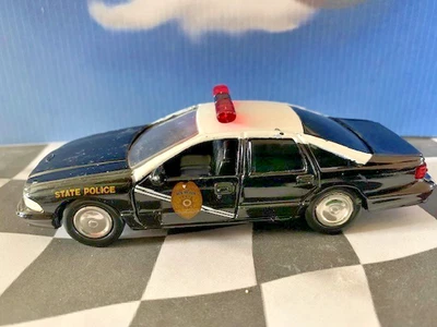 Road Champs 1993 1/43 Police Chevrolet Caprice New Mexico State Police BLACK - Image 1 of 2