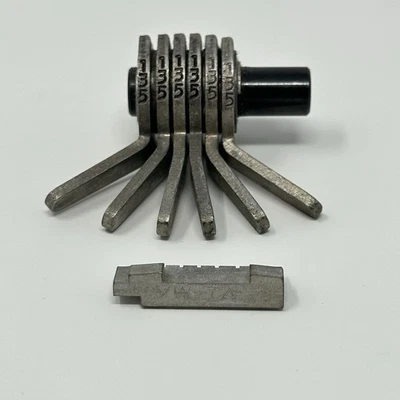 Curtis Clipper Model 15 Key Cutter Set of Cam VW-7, Carriage VW-7A - Image 1 of 4