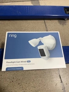 Ring Floodlight Cam Wired Pro White - NEW & SEALED - SHIPS FAST - Picture 1 of 4