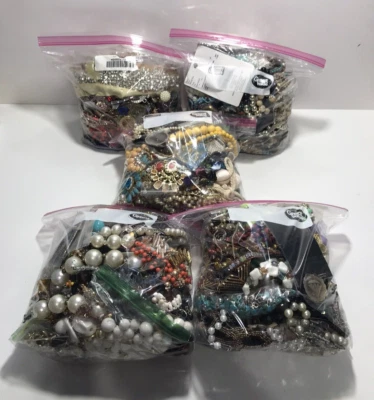 Vintage to Now Junk Jewelry Lot 5 Lbs - Image 1 of 3