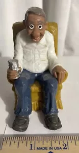 Wilton Cake Topper Pensione Uomo in Sedia con Birra Vintage 1979 - Foto 1 di 9