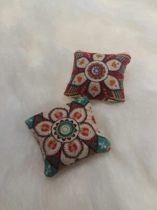 1:12 Scale Dollhouse Miniature Pillows 1" X 1" Floral Multicolor Handmade NWOT - Picture 1 of 3