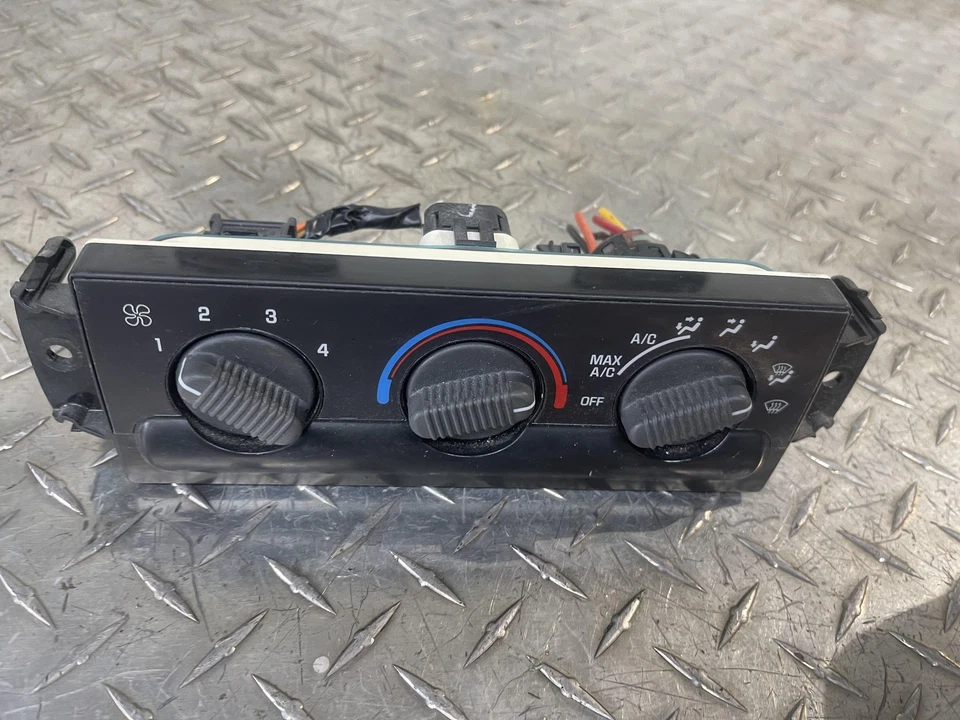 Chevrolet S10 1999-2000 conjunto de control de clima probado OEM + Foto 1 de 4