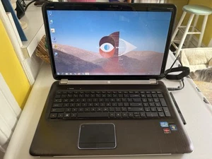 HP Pavilion dv7t Entertainment Laptop Beats - i7 2GHz / 750GB HDD / 6GB RAM Win7 - Bild 1 von 15