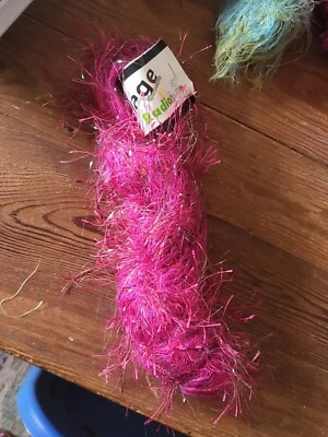 Hilo Kollage RADIANTE - Encantador Rosa 80g / 100yds - Visco Mohair Hecho en EE. UU. Foto 1 de 4