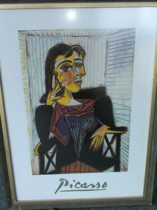 Picasso - Lady Sitting in a Chair - Framed under glass - Rare Print NR - Picture 1 of 5