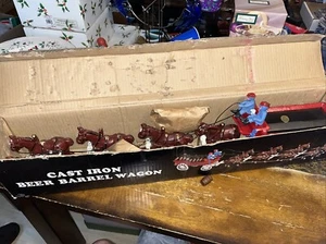 Vintage Cast Iron 8 Horse Clydesdale Drawn Wagon With Beer Kegs Drivers & Dog - Picture 1 of 7