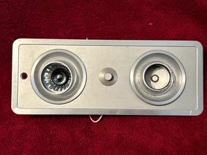 LUZ GIRATORIA CABINA AVIÓN WEMAC P/N 2565 CON VENTILACIÓN DE AIRE EN PANEL DE UN BARÓN - Imagen 1 de 8