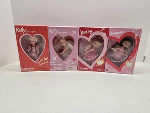 Lote de 4 muñecas Barbies Sister Kelly Valentine de Target 2001 y 2003 nuevas en caja - Imagen 1 de 21