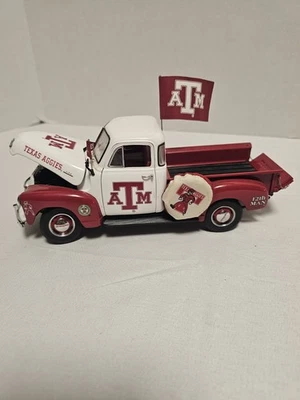 Danbury Mint 1953 Chevrolet NCAA Texas A & M Tailgate Pickup Truck - Image 1 of 4