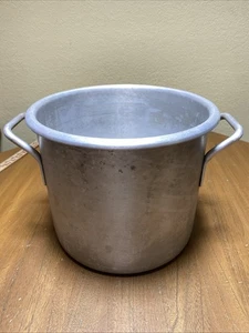 Vintage Wear-Ever Aluminum Stock Pot #4303 12 QT Commercial Grade USA MADE THICK - Picture 1 of 8