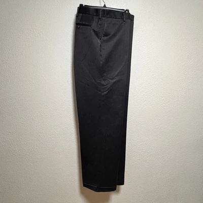 Dockers Classic Fit Grey Trousers Pants Men Size 42 x 32 - Image 1 of 4