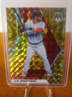 2021 Panini Mosaico J.D. JD Martinez Yellow Reactive Prizm #16 Red Sox - Imagem 1 de 2