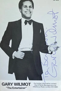 Gary Wilmott English Actor & Singer Signed approx 6 x 4 Photo - Picture 1 of 1