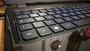 Notebook portatile HP 15-g000sl 15,6" AMD 320 HDD 4GB RAM DDR3 WIN10 - Foto 1 di 6