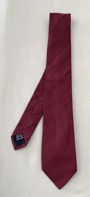 VALENTINO. Corbata de seda a rayas rojas para hombre. Hecho en Italia. Ex Con Foto 1 de 4