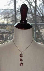Viv & Ingrid 16” Gold 3-Fleurette Lariat Necklace In Purple Jade  - Picture 1 of 9