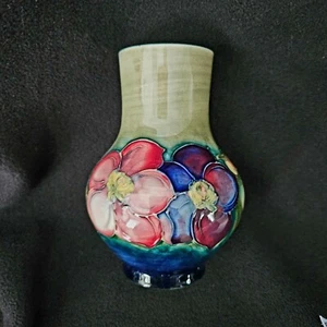 Vintage Antique Moorcroft C1928 Pottery to HM the QUEEN England Clematis Flower - Picture 1 of 5