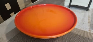 ⭐A Superb LE CREUSET Stoneware Footed Cake Stand Volcanic Orange RARE! Excellent - Picture 1 of 3