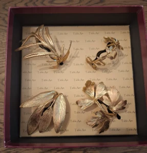 Table Art by Michael Michaud Herb Napkin Rings Boxes Set Of 4 Gold - Picture 1 of 20