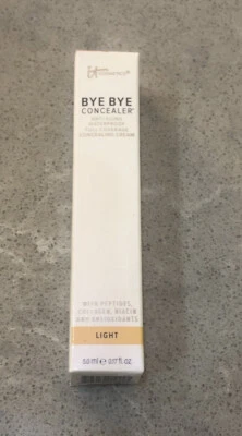 It Cosmetics Bye Bye Anti-Aging Waterproof Full Coverage Concealer LIGHT - .17oz - Image 1 of 4