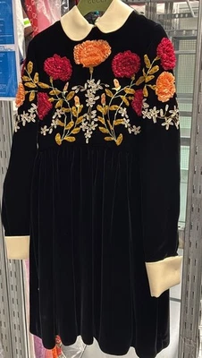 38IT-Gucci Vestido Terciopelo con Flores Bordados - Nuevo con Etiquetas Edición Limitada Jardín Foto 1 de 2