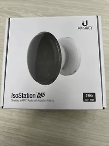 NEW Ubiquiti Networks IS-M5-US Shielded airMAX M5 AP SHIELDED SECTOR 16db - Picture 1 of 4