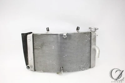 22-24 Kawasaki Ninja ZX10R Radiator Foto 1 de 4