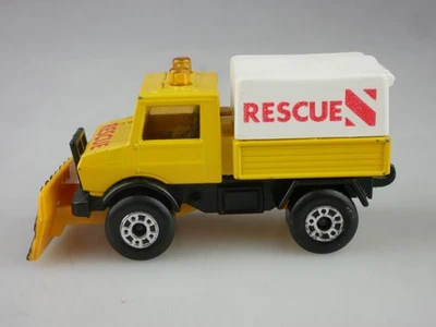 48-E Unimog with Plow - 56372 - Bild 1 von 4