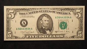 CRISP 1988 A $5 BOSTON FEDERAL RESERVE**NICE UNC NOTE **FREE SHIP** S3107 - Picture 1 of 2