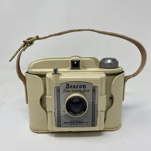 VINTAGE WHITE BEACON TWO TWENTY FIVE CAMERA W Case - Picture 1 of 12